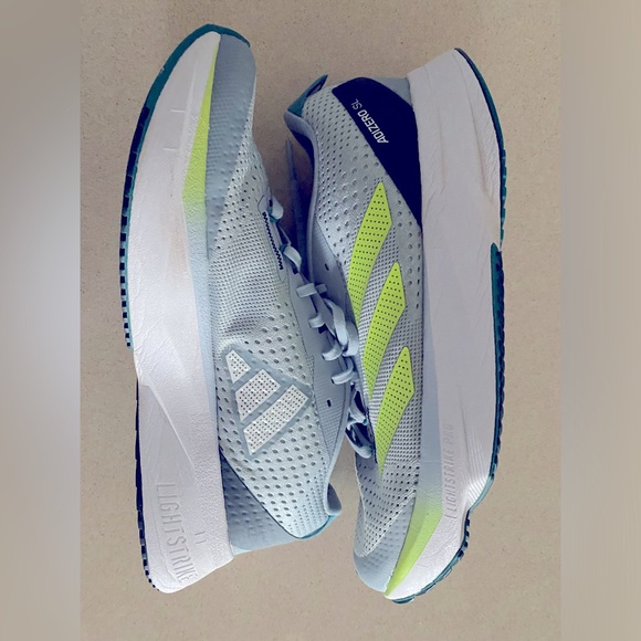 Adidas Lightstrike Adizero SL Womens running shoes - Picture 2 of 8